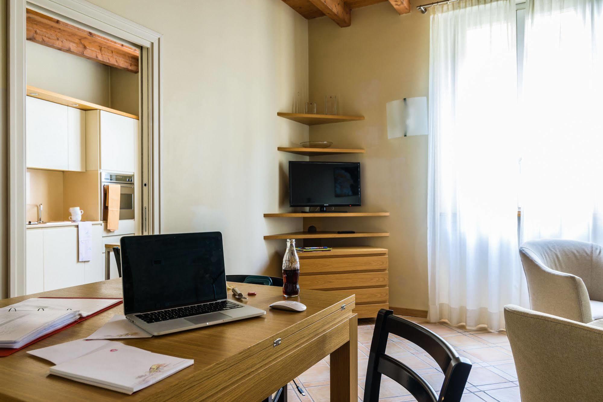 Ascanio Sforza - Suites & Apartments Milano Exterior foto